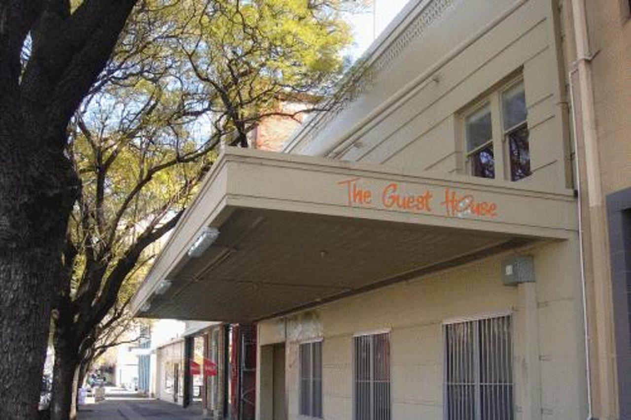 The Guest House Adelaide Bagian luar foto