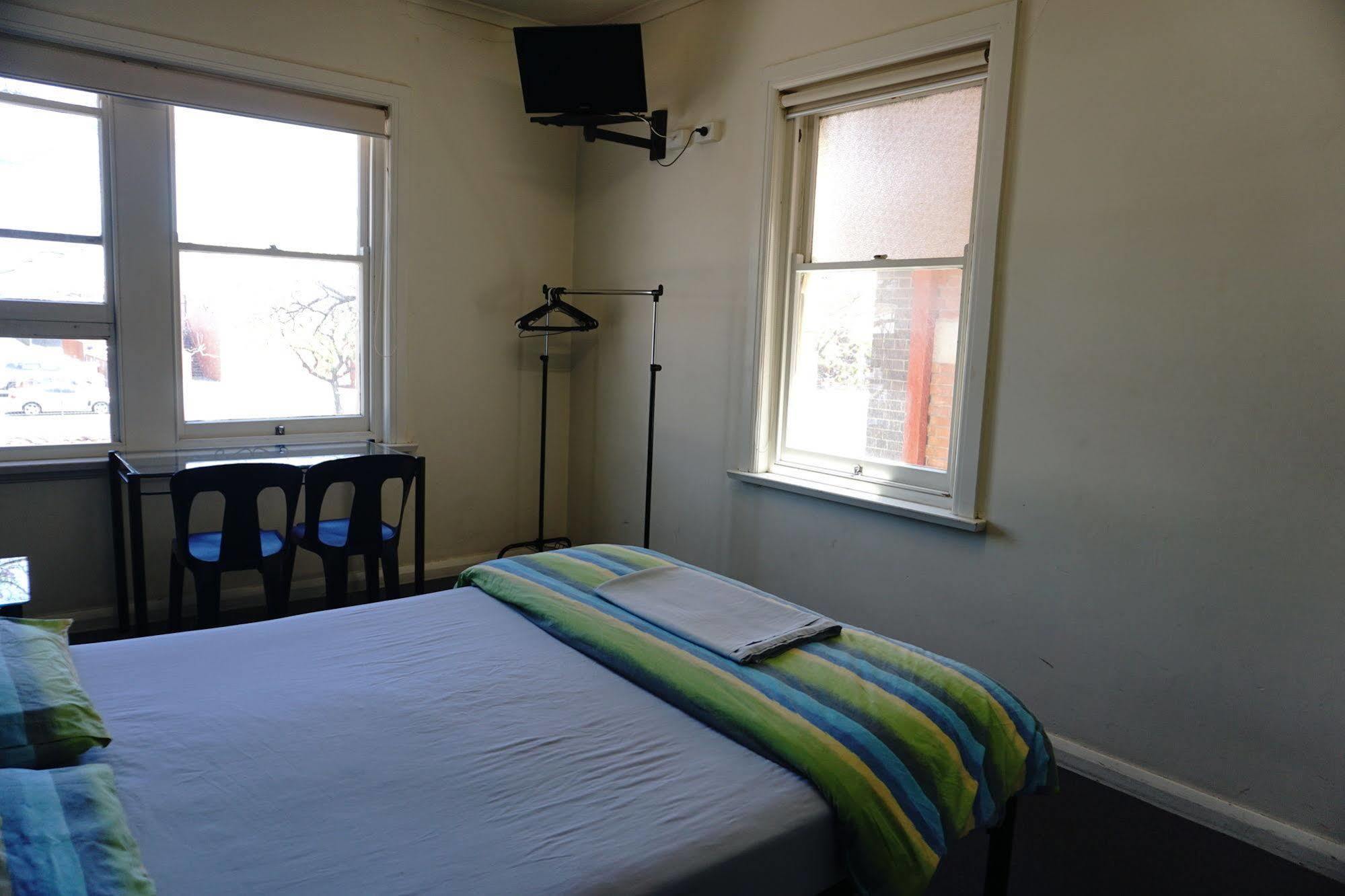 The Guest House Adelaide Bagian luar foto